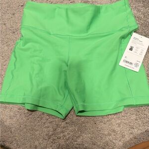 Interval stash 5 inch shorts